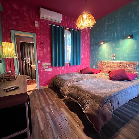 Antares Boutique Guesthouse เปรามา ภายนอก รูปภาพ