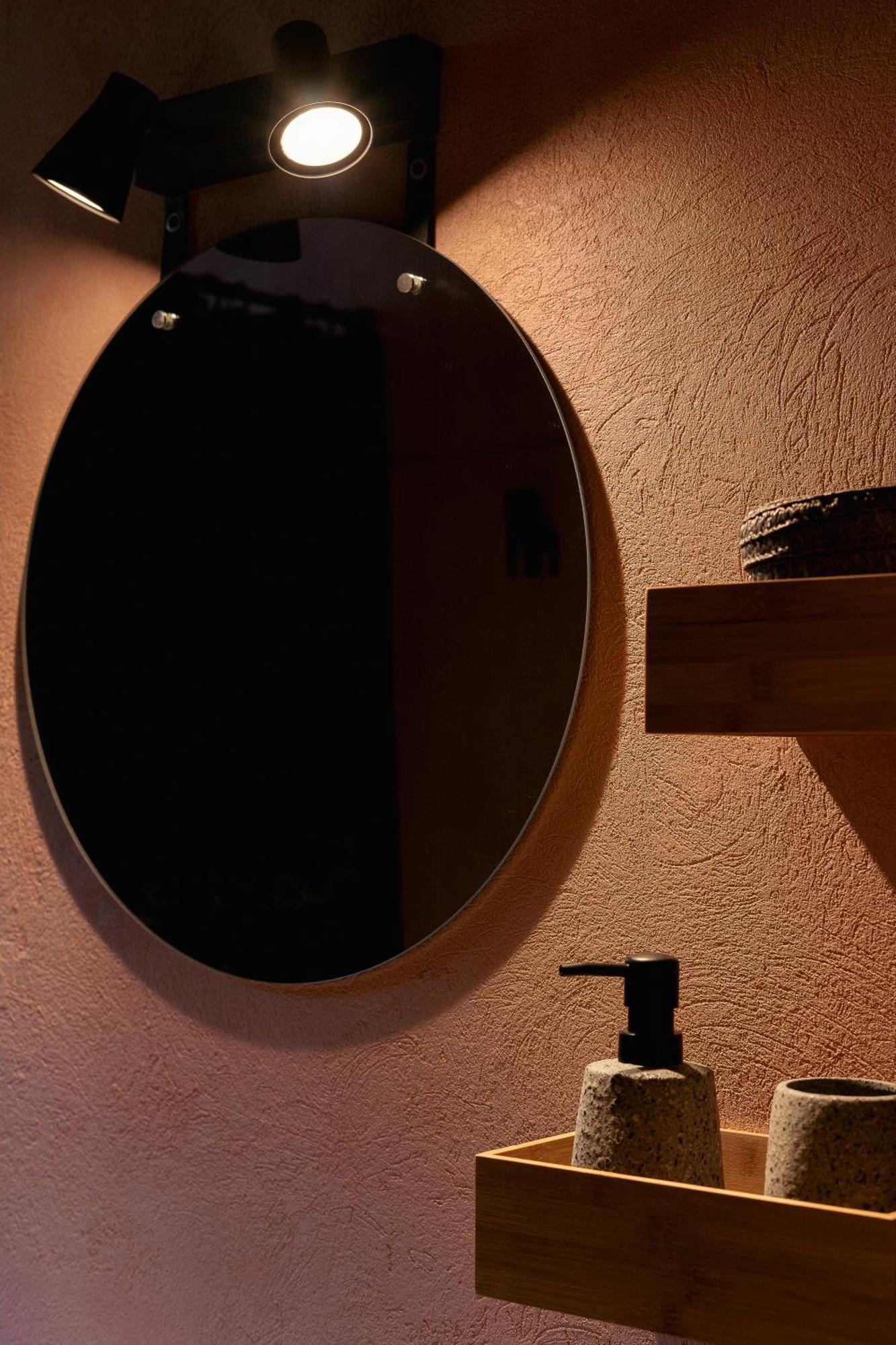 Antares Boutique Guesthouse เปรามา ภายนอก รูปภาพ